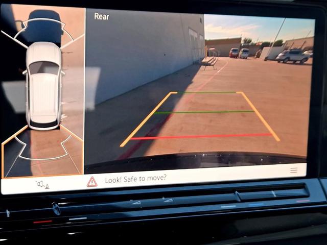 Photo of 2025 Deep Black Pearl Effect Volkswagen Atlas Cross Sport
