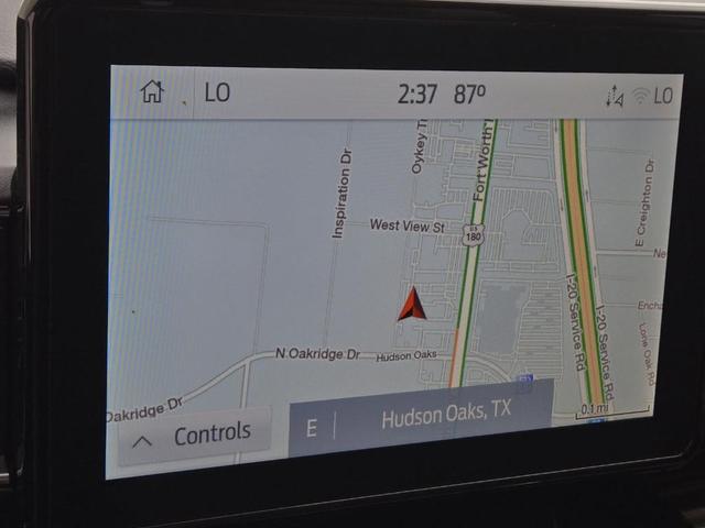 Photo of 2022 White Ford Explorer