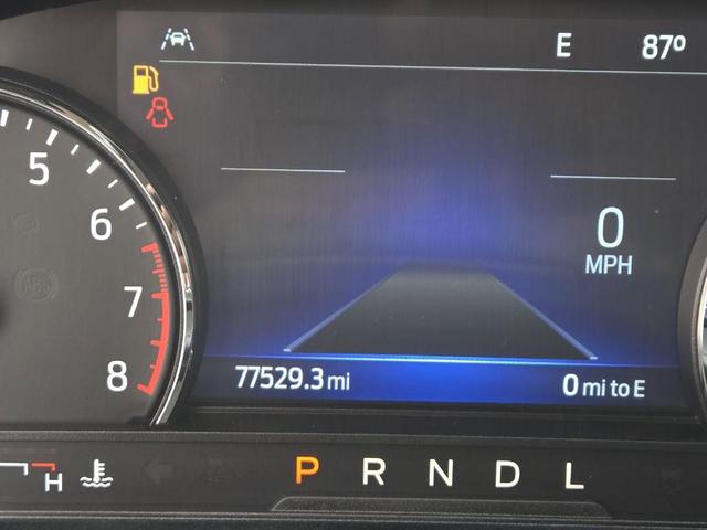 Photo of 2022 White Ford Explorer