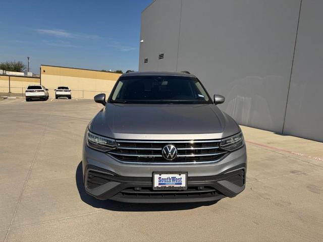 Photo of 2024 Pyrite Silver Metallic Volkswagen Tiguan