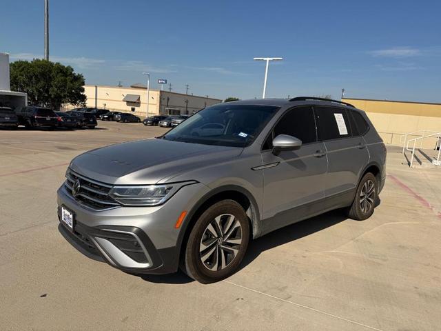 Photo of 2024 Pyrite Silver Metallic Volkswagen Tiguan
