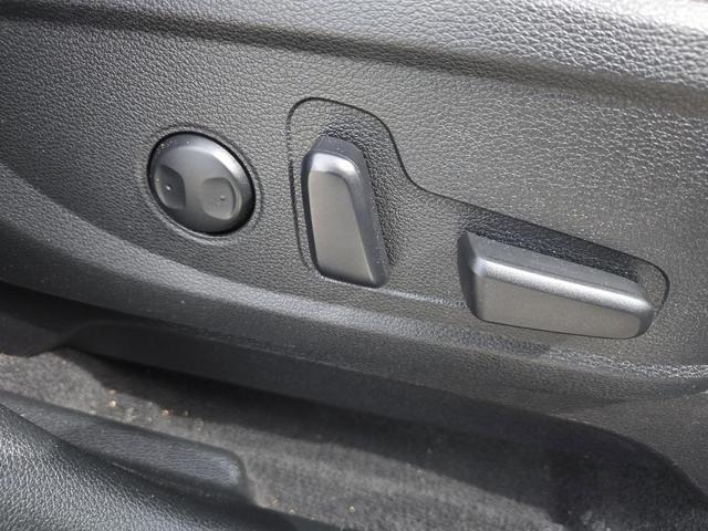 Photo of 2023 Everlasting Silver Kia Telluride