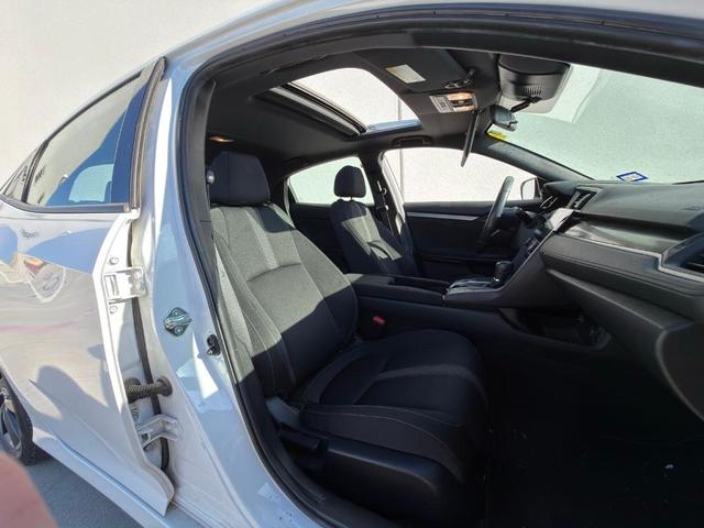 Photo of 2021 Platinum White Pearl Honda Civic