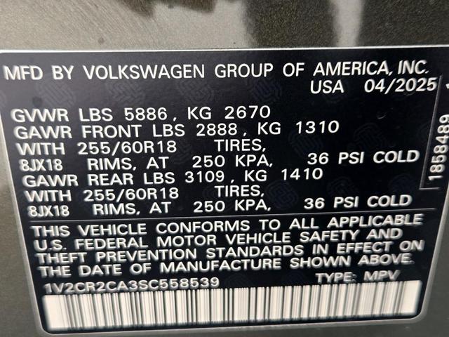 Photo of 2025 Avocado Green Pearl Volkswagen Atlas