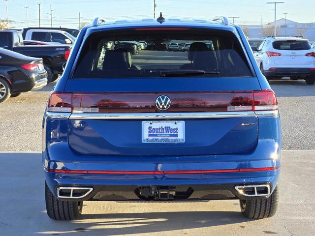 Photo of 2025 Mountain  Lake Blue Volkswagen Atlas