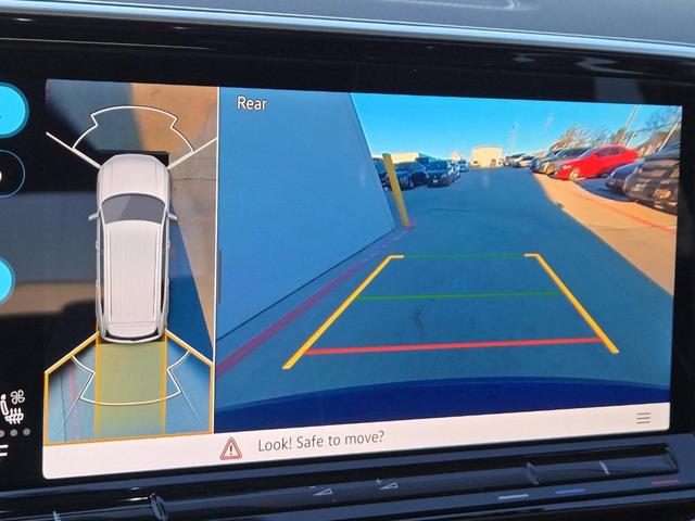 Photo of 2025 Mountain  Lake Blue Volkswagen Atlas