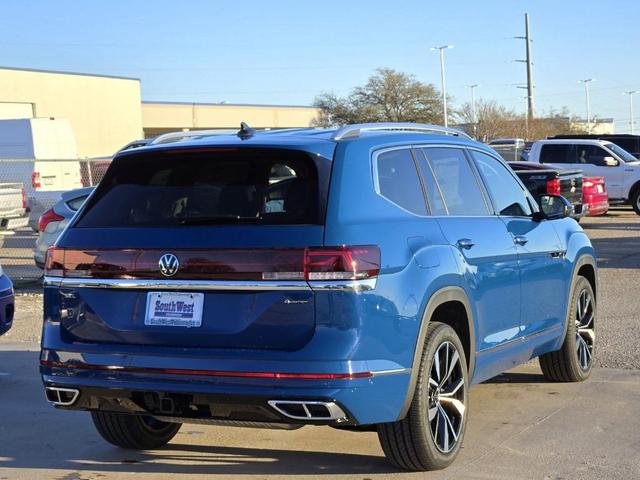 Photo of 2025 Mountain  Lake Blue Volkswagen Atlas