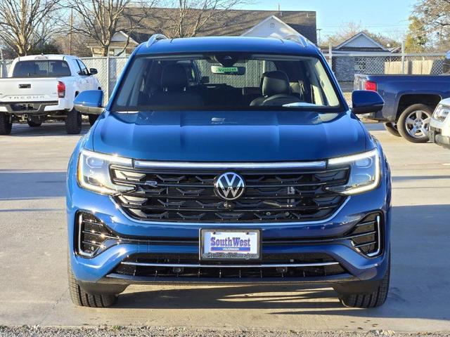 Photo of 2025 Mountain  Lake Blue Volkswagen Atlas