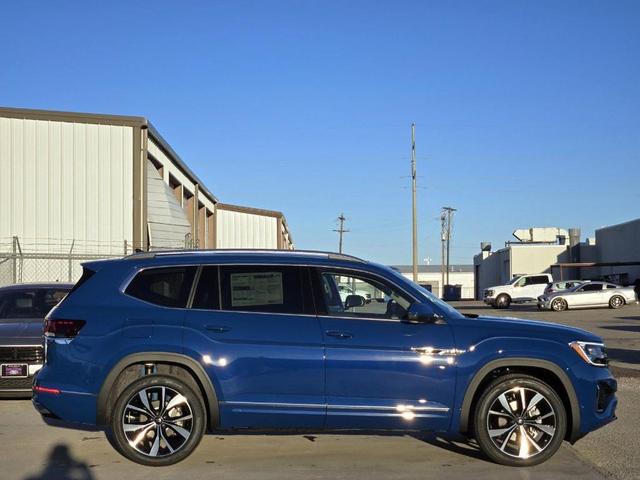 Photo of 2025 Mountain  Lake Blue Volkswagen Atlas