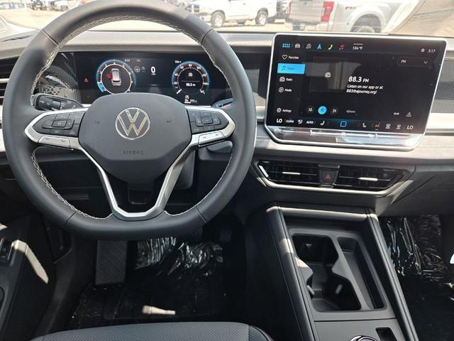 Photo of 2025 Monterey Blue Pearl Volkswagen Tiguan