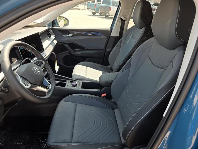 Photo of 2025 Monterey Blue Pearl Volkswagen Tiguan