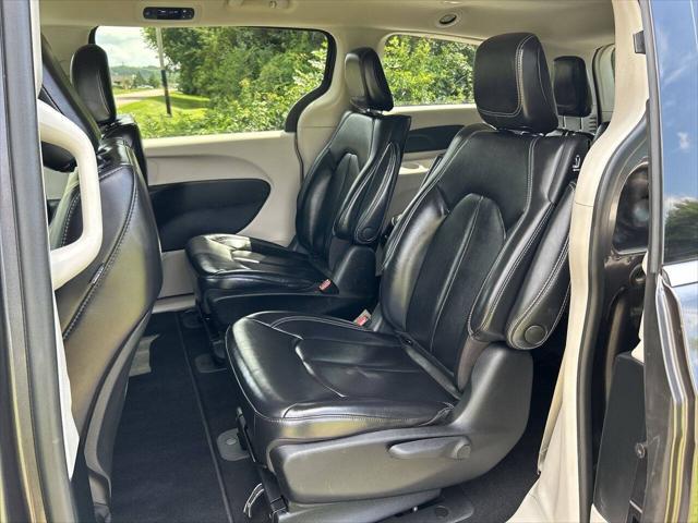 Photo of 2023 Charcoal Chrysler Pacifica Hybrid