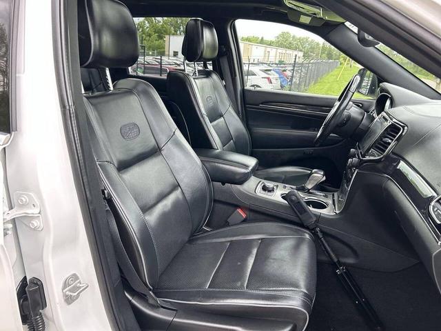 Photo of 2021 Bright White Clearcoat Jeep Grand Cherokee