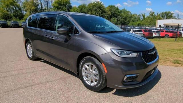 Photo of 2023 Charcoal Chrysler Pacifica