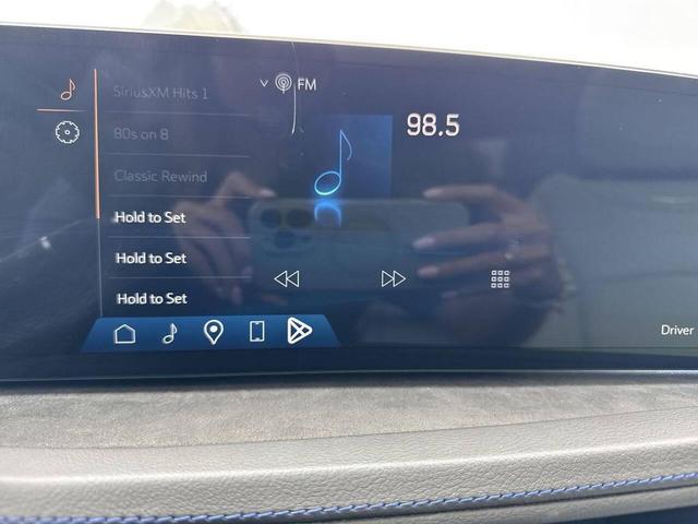 Photo of 2024 Argent Silver Metallic Cadillac XT4