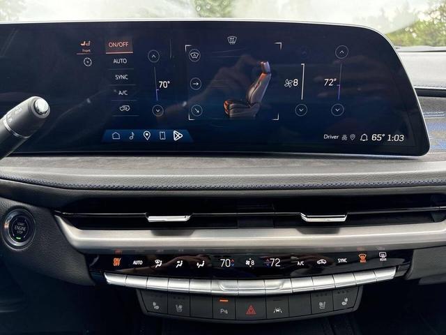 Photo of 2024 Argent Silver Metallic Cadillac XT4