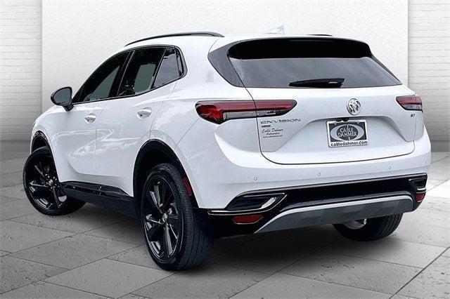 Photo of 2023 White Frost Tricoat Buick Envision