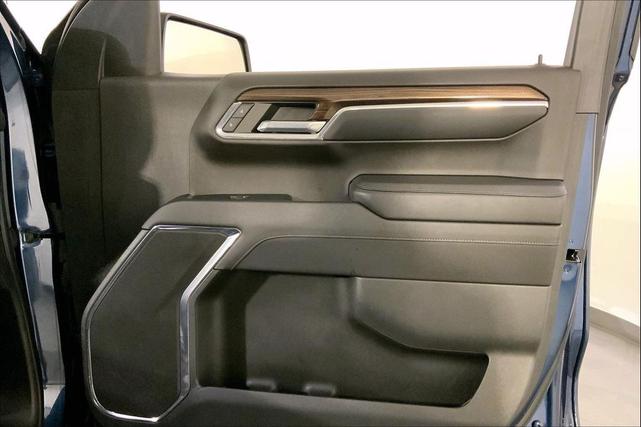 Photo of 2023 Northsky Blue Metallic Chevrolet Silverado 1500