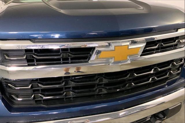 Photo of 2023 Northsky Blue Metallic Chevrolet Silverado 1500