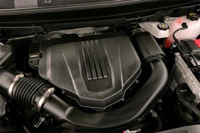 Photo of 2025 Mosaic Black Metallic Chevrolet Traverse