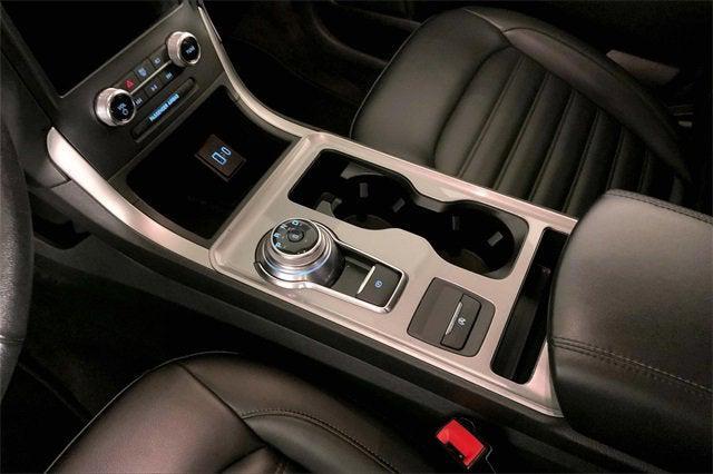 Photo of 2024 Agate Black Metal Ford Edge