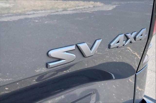 Photo of 2024 Gun Metallic Nissan Frontier