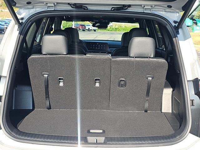 Photo of 2025 Wolf Gray Kia Telluride