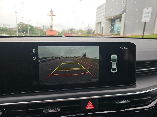 Photo of 2025 Aurora Black Pearl Kia K5