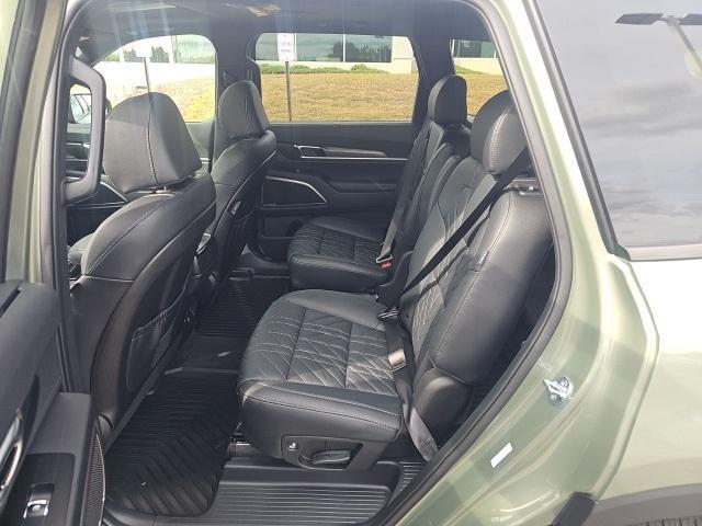 Photo of 2025 Jungle Green Kia Telluride