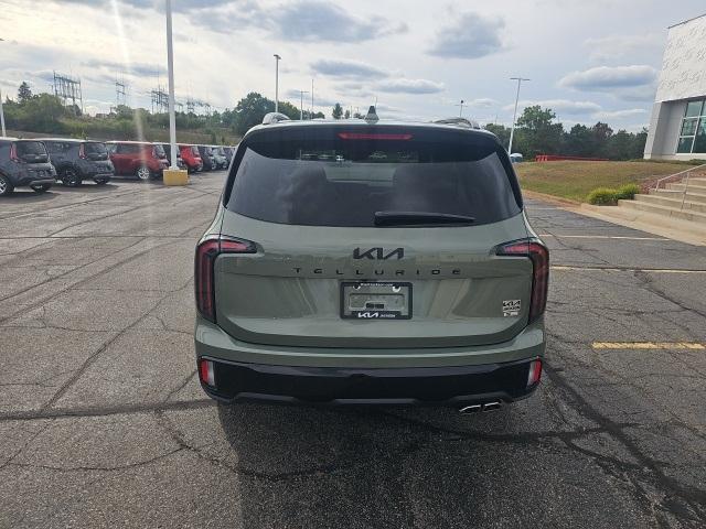 Photo of 2025 Jungle Green Kia Telluride