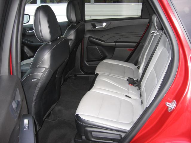 Photo of 2023 RED Ford Escape