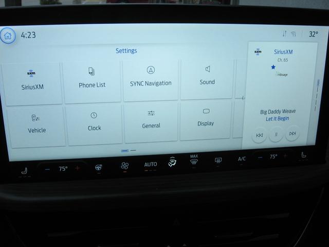 Photo of 2023 RED Ford Escape
