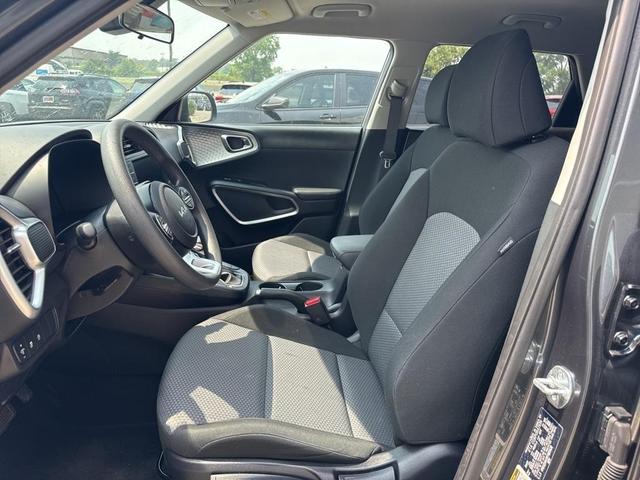 Photo of 2023 Gravity Gray Kia Soul
