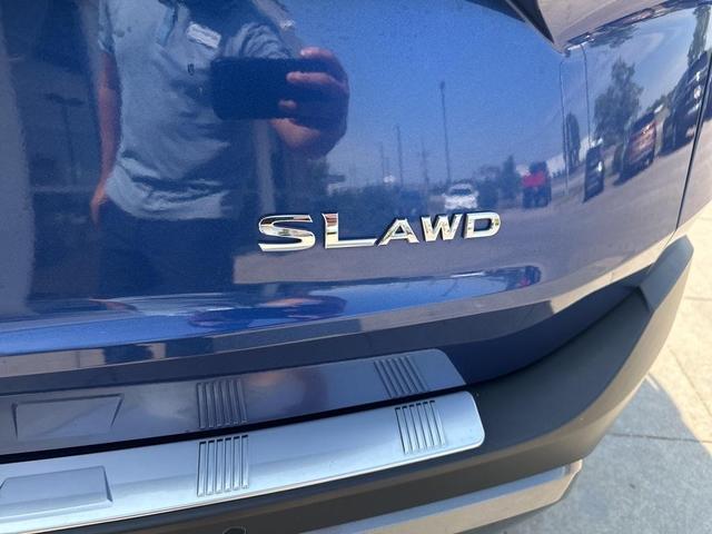 Photo of 2023 Caspian Blue Metallic Nissan Rogue
