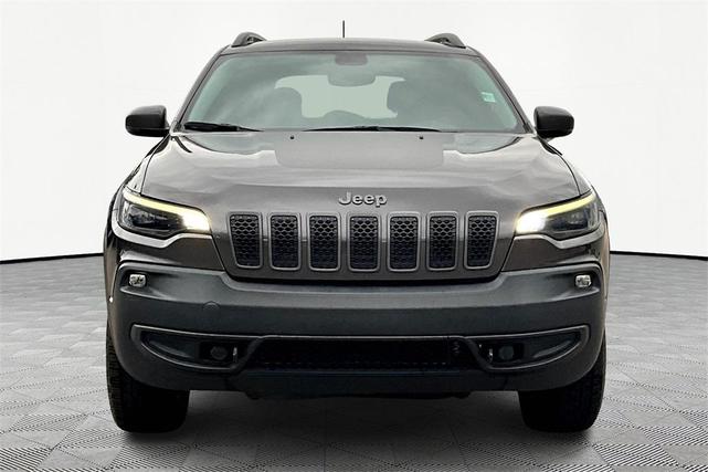 Photo of 2020 Granite Crystal Clearcoat Metallic Jeep Cherokee