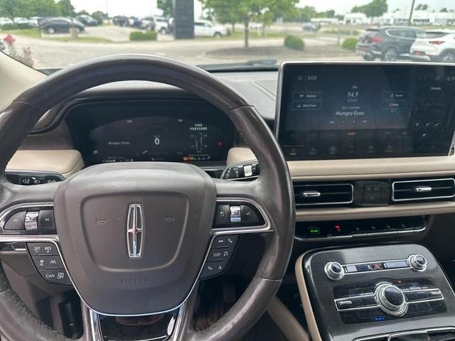 Photo of 2021 Ceramic White Lincoln Nautilus