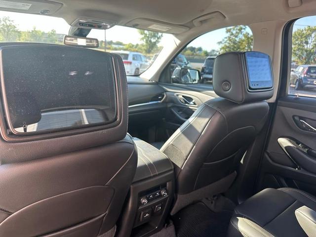 Photo of 2020 Graphite Metallic Chevrolet Traverse