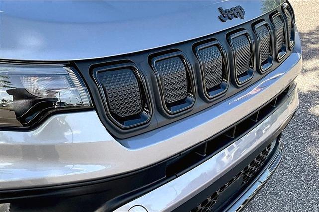 Photo of 2022 Billet Silver Metallic Clearcoat Jeep Compass