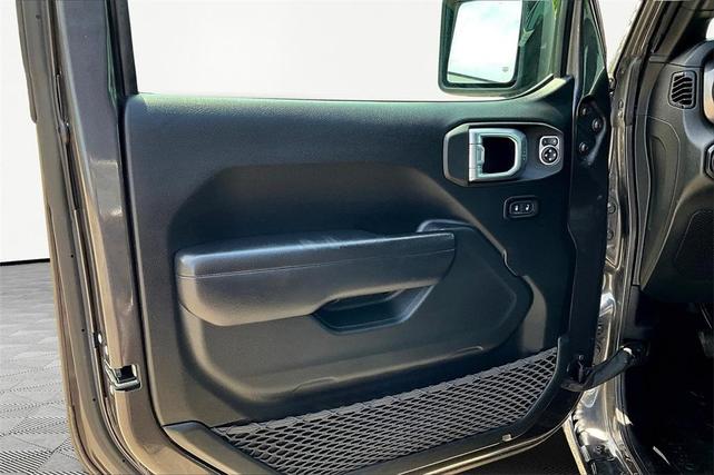 Photo of 2021 Granite Crystal Clearcoat Metallic Jeep Wrangler Unlimited