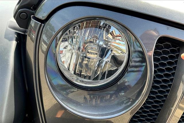 Photo of 2021 Granite Crystal Clearcoat Metallic Jeep Wrangler Unlimited