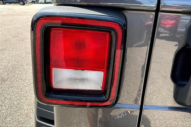 Photo of 2021 Granite Crystal Clearcoat Metallic Jeep Wrangler Unlimited