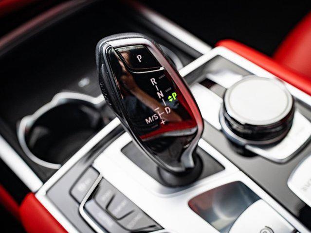 Photo of 2022 Special Order Color BMW ALPINA B7