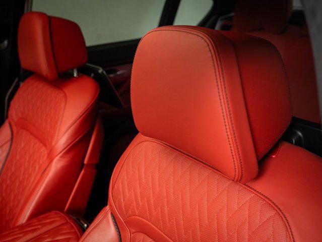 Photo of 2022 Special Order Color BMW ALPINA B7