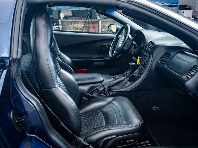 Photo of 2000 Dark Sapphire Metallic Chevrolet Corvette