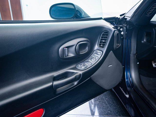 Photo of 2000 Dark Sapphire Metallic Chevrolet Corvette