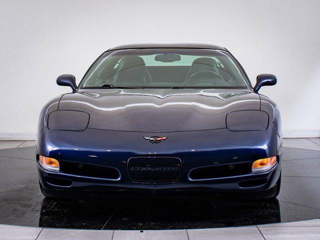 Photo of 2000 Dark Sapphire Metallic Chevrolet Corvette