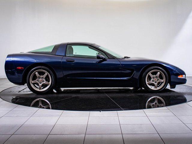 Photo of 2000 Dark Sapphire Metallic Chevrolet Corvette