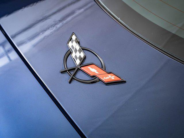 Photo of 2000 Dark Sapphire Metallic Chevrolet Corvette