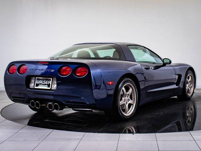 Photo of 2000 Dark Sapphire Metallic Chevrolet Corvette