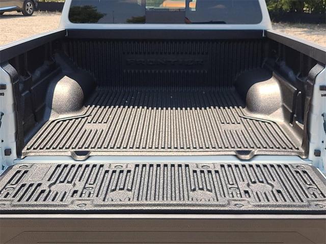 Photo of 2026 Glacier White Nissan Frontier